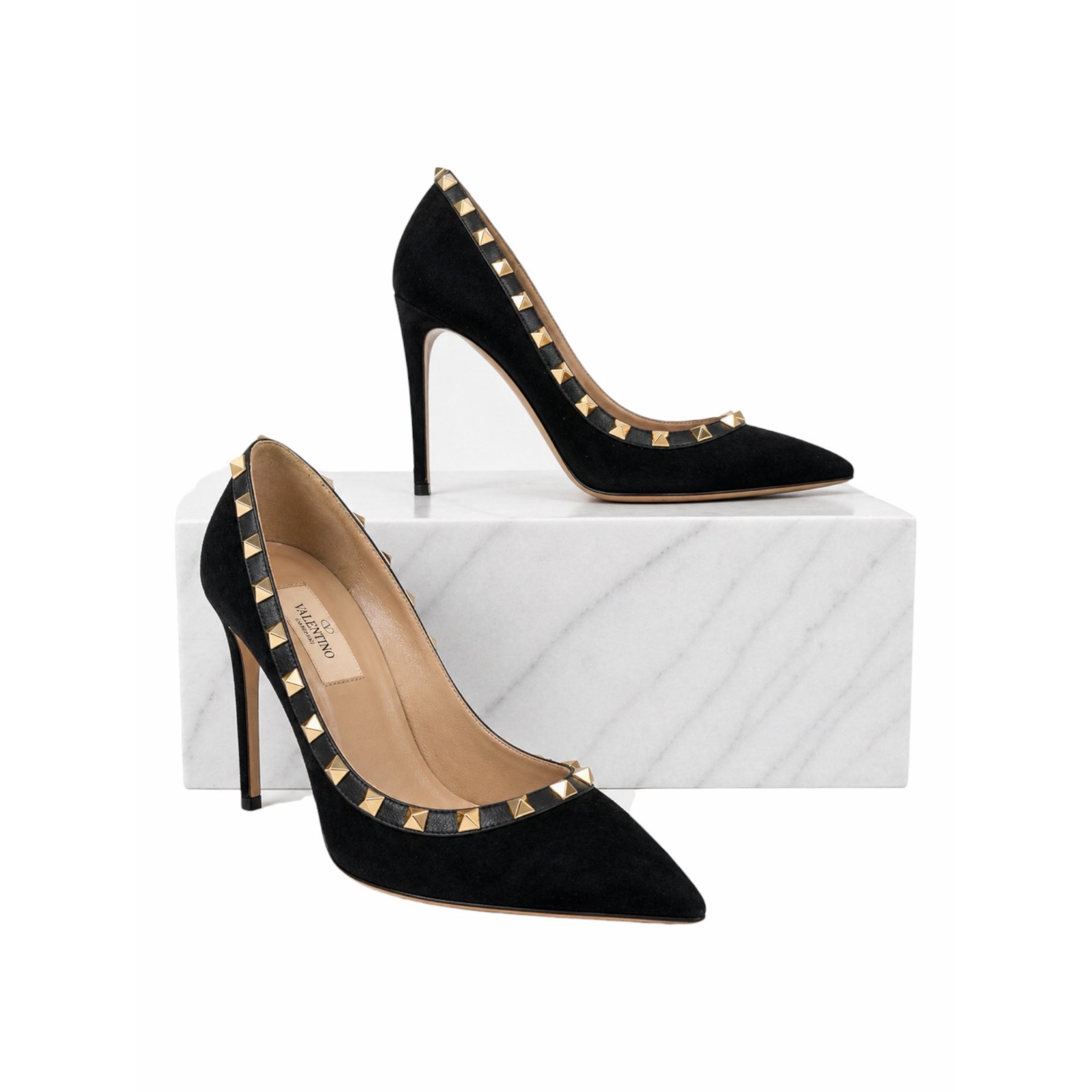 Valentino Garavani Black Rockstud Suede Pointed Toe Pump Size 36.5